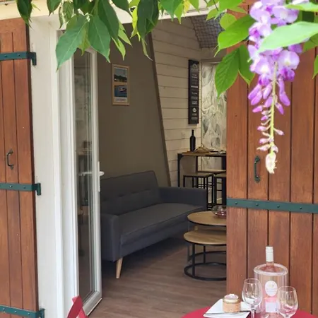Charme Et Nature, Cosy Climatise Avec Etang Prive, Au Carrefour De 3 Departements Apartament *