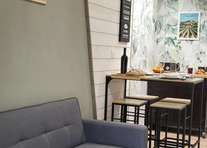 Charme Et Nature, Cosy Avec Etang Prive, Au Carrefour De 3 Departements Saint-Aigulin